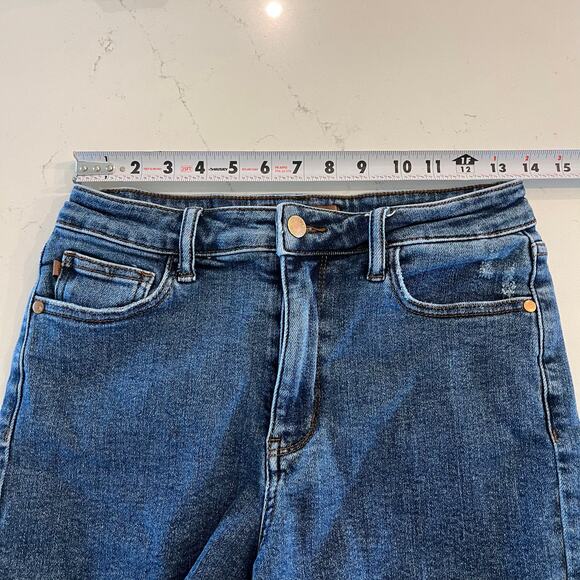 Judy Blue Jean Shorts with Raw Hem Size Medium‎ - Picture 6 of 8